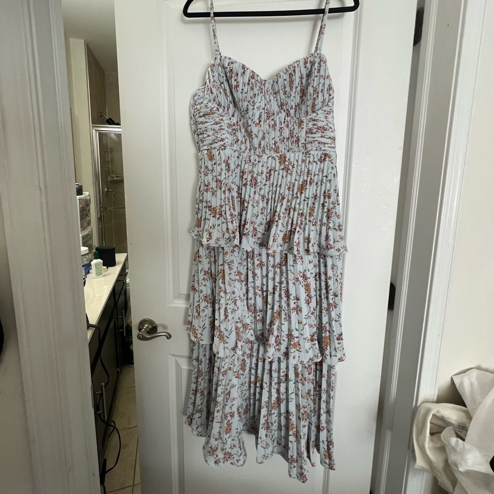 Lulus Scalloped Maxi Dress